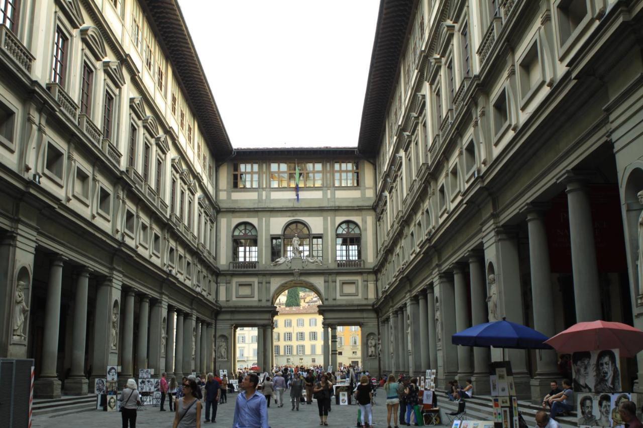 Roberto'S Apartment. Firenze Piazza Santa Croce. Bagian luar foto